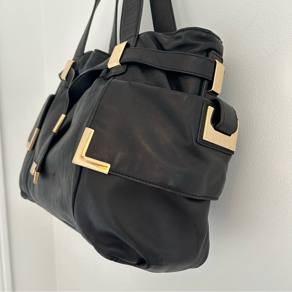 (SOLD) MICHAEL KORS ‘Beverly’ Leather Satchel Black Large - Picture 5 of 15